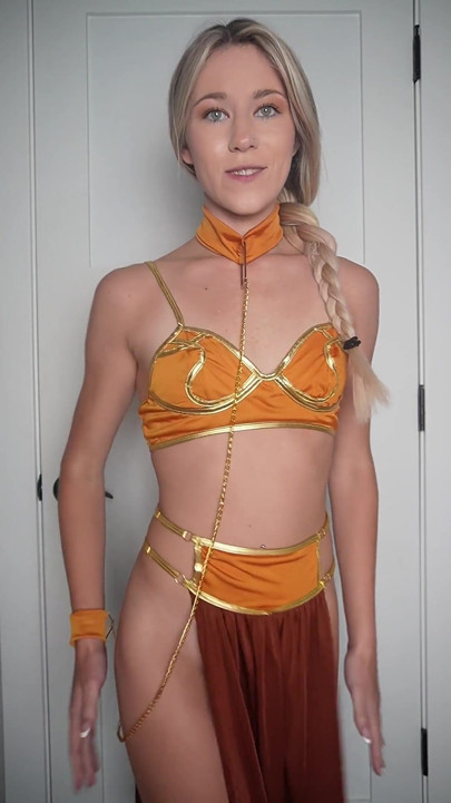 Princess Leia Striptease