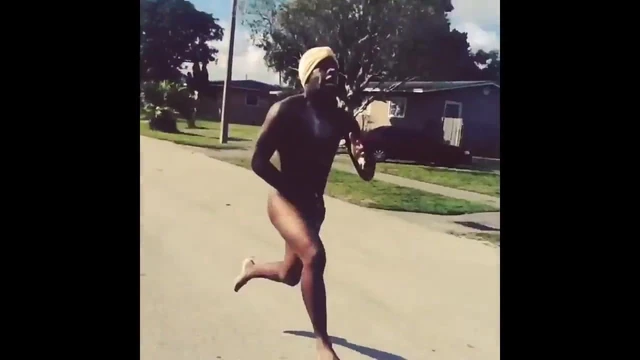 Crazy Black Man has Public Sex - WTF?