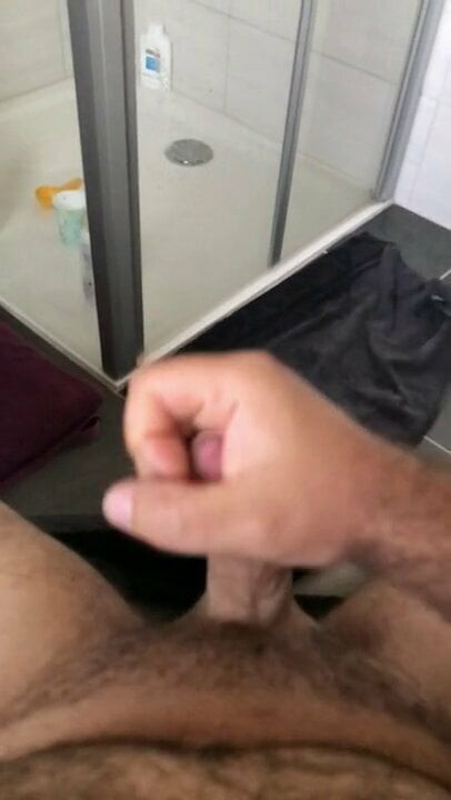 Tembakan mani gerakan lambat