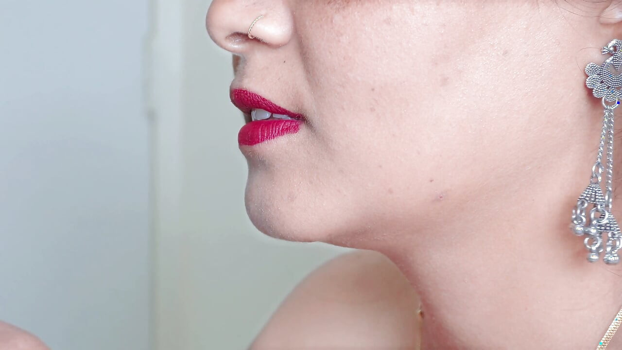 Closeup - Desi Bhabhi Condom Blowjob! Cum in Condom with Red Lipstic