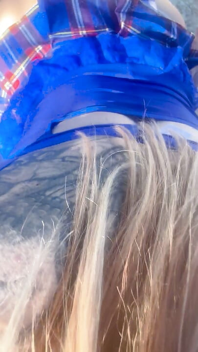 Zoey Portland fucks outdoor