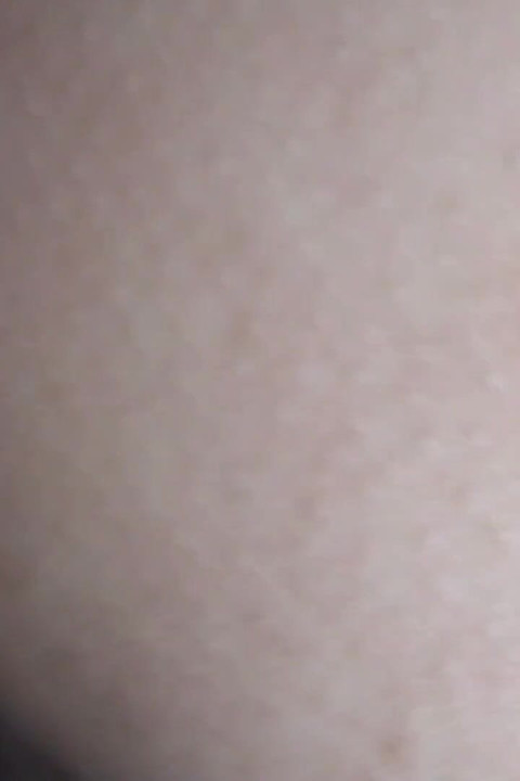 Moja żona zostaje zerżnięta przez cipkę bardzo hard doggy Style! Udostępniłem to, a ona sama lubi wbijać kutasa mojego przyjaciela