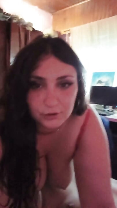 Amateur Couple Having an Incredible Blowjob and Sex in the Afternoon