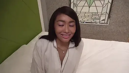 Part 1 "It's better than fertility with my father-in-law" Brown beauty Hikaru (32) provides lewd sperm! A burst of explosive shots from a toned body!