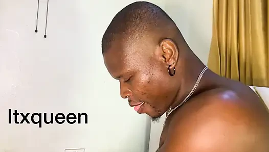 KWEEN KULIT HITAM MENGANGA ASD BESAR