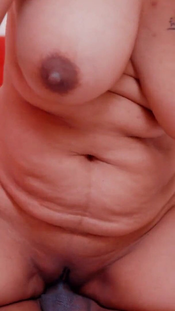 Spettacolare momento da "La matrigna indiana indiana insegna il sesso al suo figliastro"