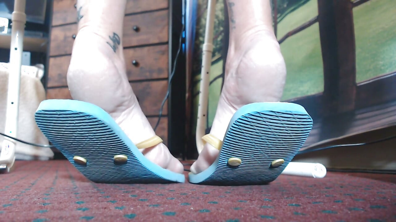 Juego de zapatos de goma azul