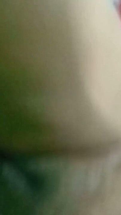 Rondborstige babe Ny Ny Lew bereikt exploderende spuitende orgasmes als ze wordt geneukt door Alex - | Clip 1