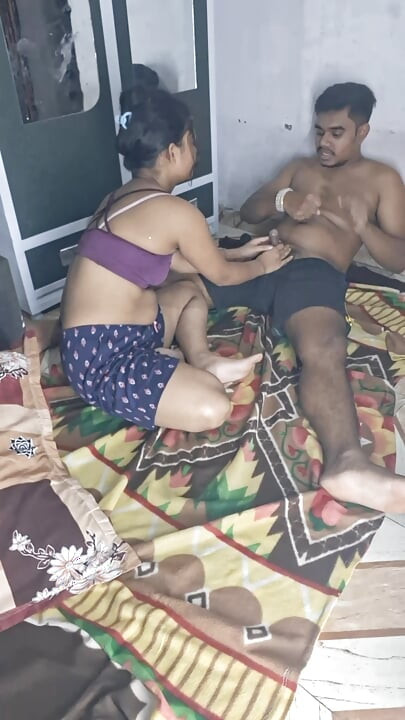 SweetMegha indian bhabhi seduces her vagina with finger and devar caught her fucking full hardcore hindi audio sex full night