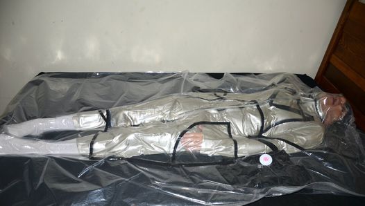 Mar 16 2023 - VacPacked in my silver latex jacket with my PVC aprons face shield and neoprene sheeting