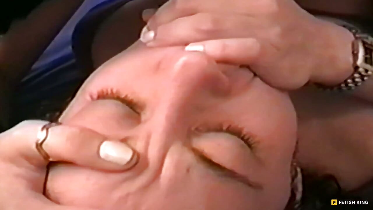 Try to Get Air Fucking Bitch! Lezdom Top Girls