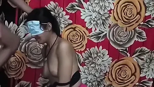 Индийский дези Suhagraat, муж и жена 1