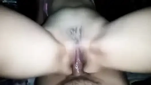 Aku suka banget posisi ini, sampai aku crot di dalam