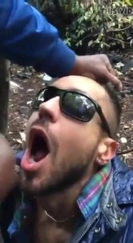 Public crusing facial