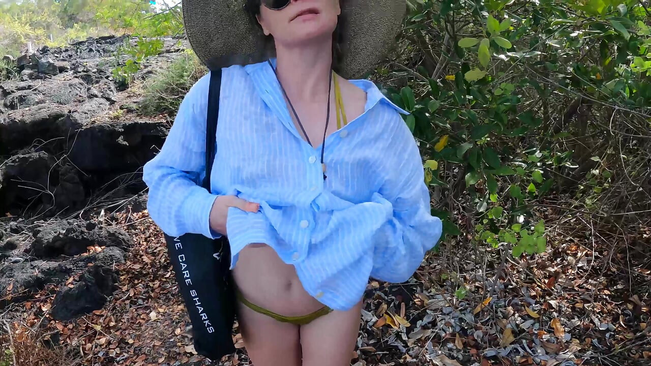 Grober Amateur-blowjob Und Gesichtsbesamung Im Freien