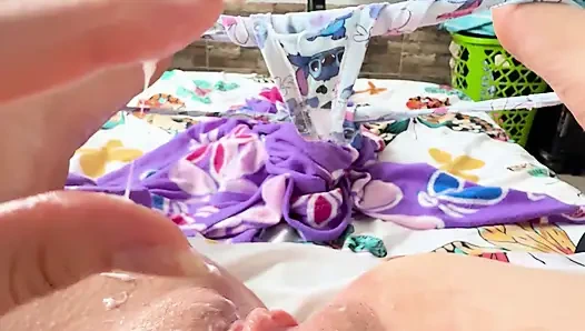 Baba, benimle gel, yalnızım.