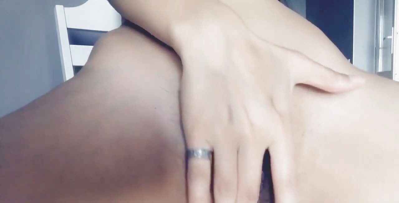 Im so Horny to Have Orgasm Right on Table
