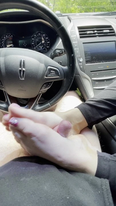 A 11 láb méretű milf gecilövést kap