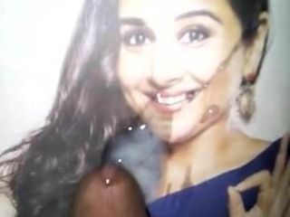 Vidya Balan Again Tributed