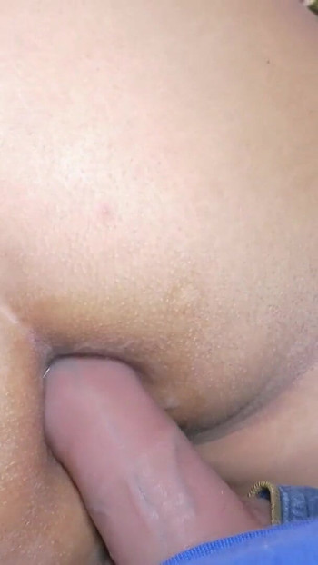 Mesti berkongsi detik dari "Saya suka cara mereka berseronok dengan pantat saya, dildo besar membuatkan saya mengalami orgasme sebenar"