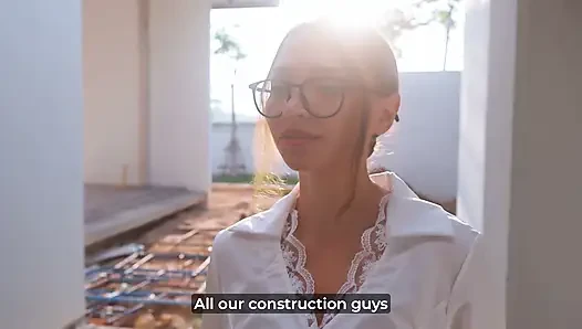 Horny Real Estate Agent Fucks Client in Unfinished Villa