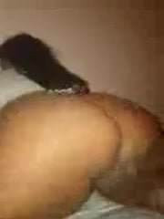 Fat whore shaking her ass