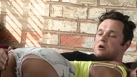 Sansasyonel zenci bebek arkadan sikiliyor