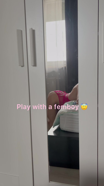 Play with a femboy
