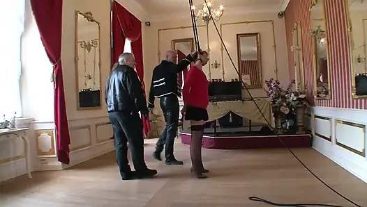 Немецкий БДСМ - Милфа в качестве раба