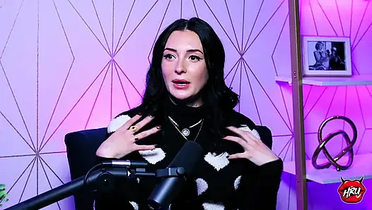 Charlotte Sins yutma, seks partileri ve etikjournalizmin gri alanları