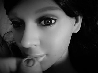 かわいい本物の人形フェラ-ハードコア喉ファック＆顔射（HD）