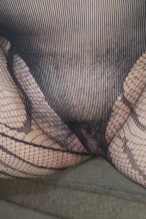 Joc cu pizdă umedă