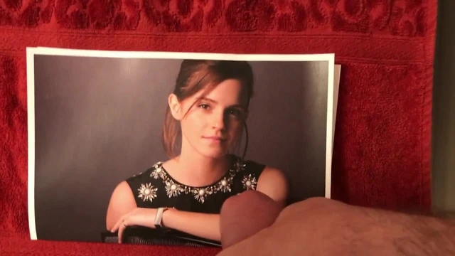 Emma Watson takes a hot Sticky ccum facial