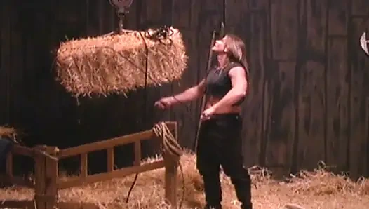 MILf hart in hay scheunen-muschi geritten, weit gedehnt