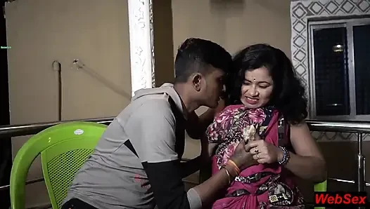 Üvey oğul üvey annesini başka bir adamla sikişirken yakaladı! Seni sikmeme izin ver