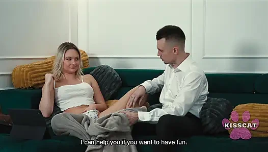 Будет ли отчим трахаться и кончать в падчерицу Джесси Ames в постели в то время как мачеха?