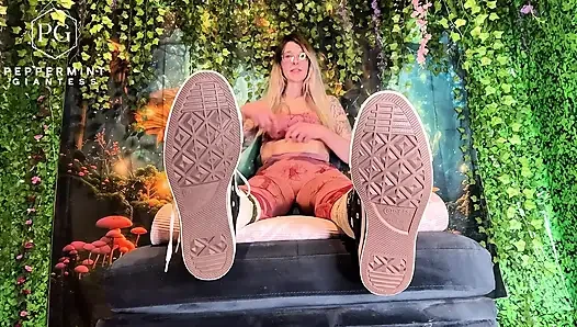 67 rata-rata ibu tiri amazon setelah yoga ukuran 16 kaki dominasi - sepatu berkeringat & kaus kaki