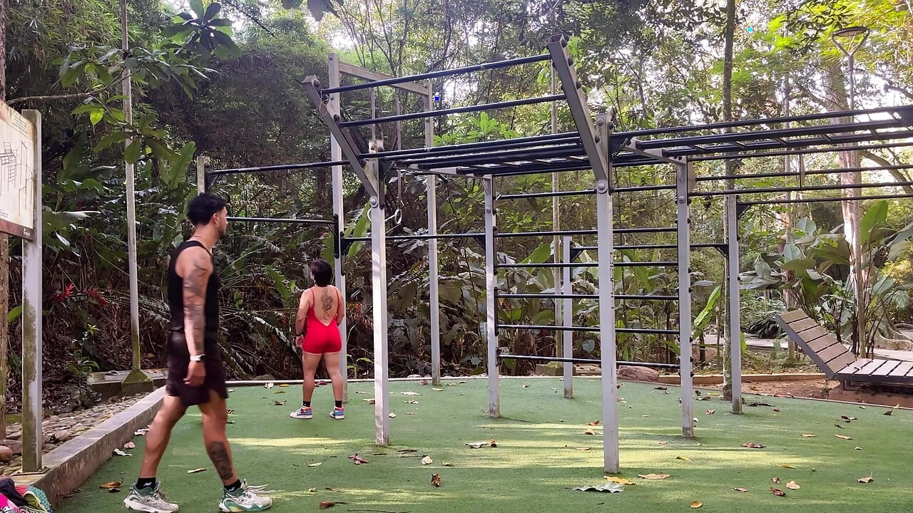 Full-body training with a predominance of pulldowns