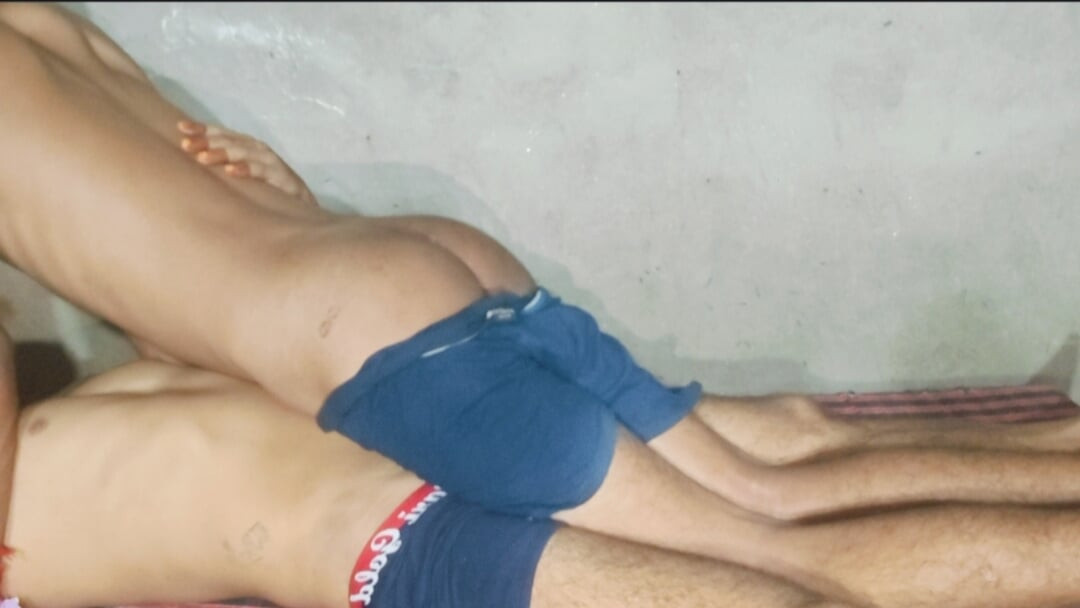 Bada lund se muh me ki chudai Indian me dost ne hot gaye