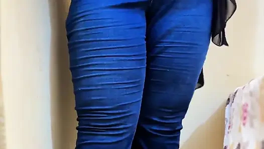 PAWG Shy Teen Employee Masturbat in Office When Boss Is Next Desk