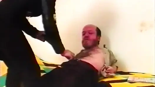 Джулиано Приходит На Помощь