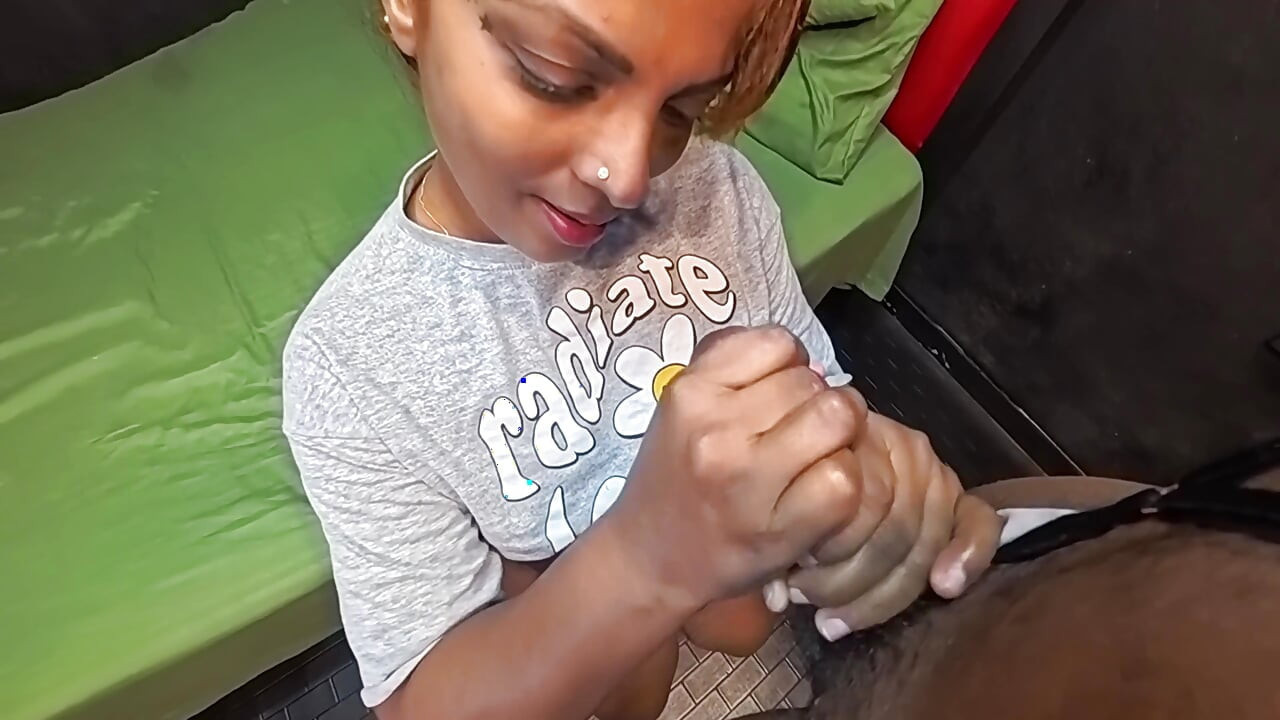 Giorno normale mio cazzo grosso in culo gola profonda Nilmini Sheron e Dushantha Don xh f completo