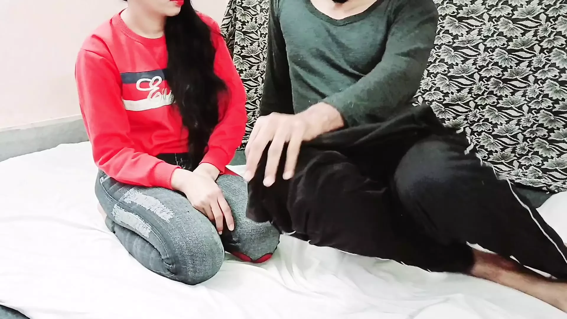 Rahul ki soteli Bahan ko Mote Lund wale uncle ne chod Dia full sex video clear hindi audio