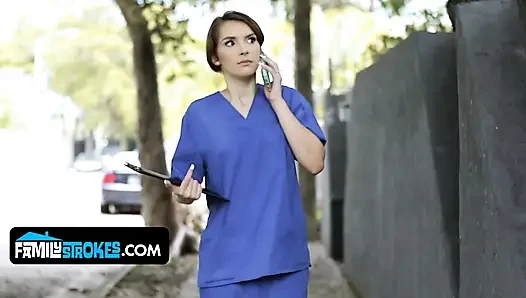 Natalie Porkman и Melanie Hicks получают специальное обслуживание от извращеного доктора