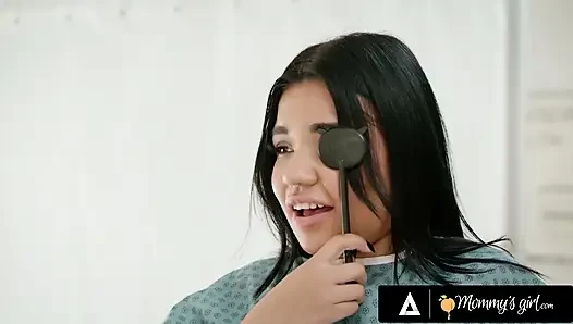 Kesayangan ibu - summer col si cewek nakal menggoda ibu tiri penny barber selama pemeriksaan medis