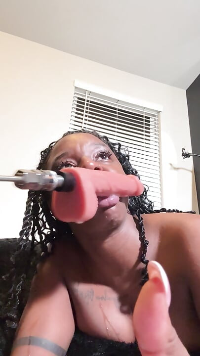 Ebony can't stop leaking