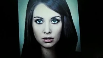 Alison brie boşalmak haraç no.2