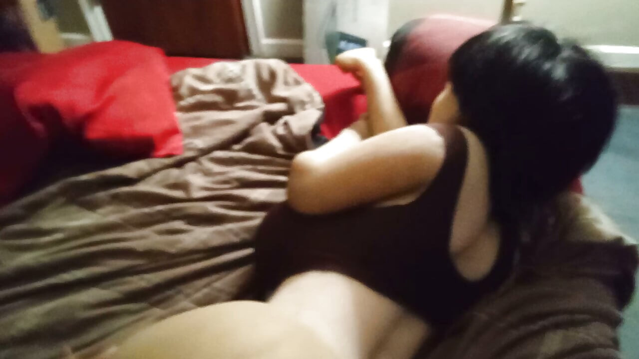 "Booty-Full " Tatted-Up, (Asian X Bunnie)...Suka di Pantat' !!