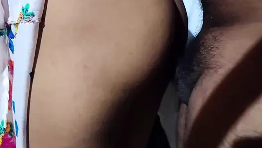 Indian desi local village hot bhabhi sex , desi girl first time gaand xxx video