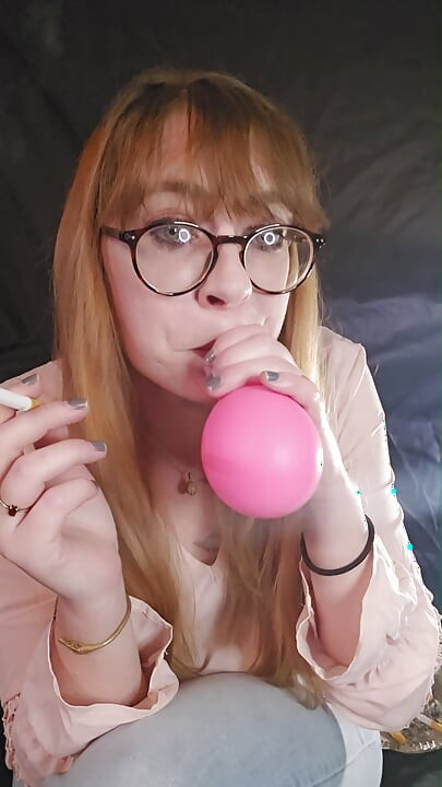 Smoking Fetish and Balloons - How much smoke is in my lungs?